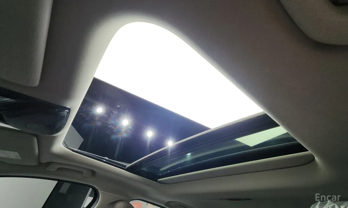 Photo 18 - BMW 3 Series