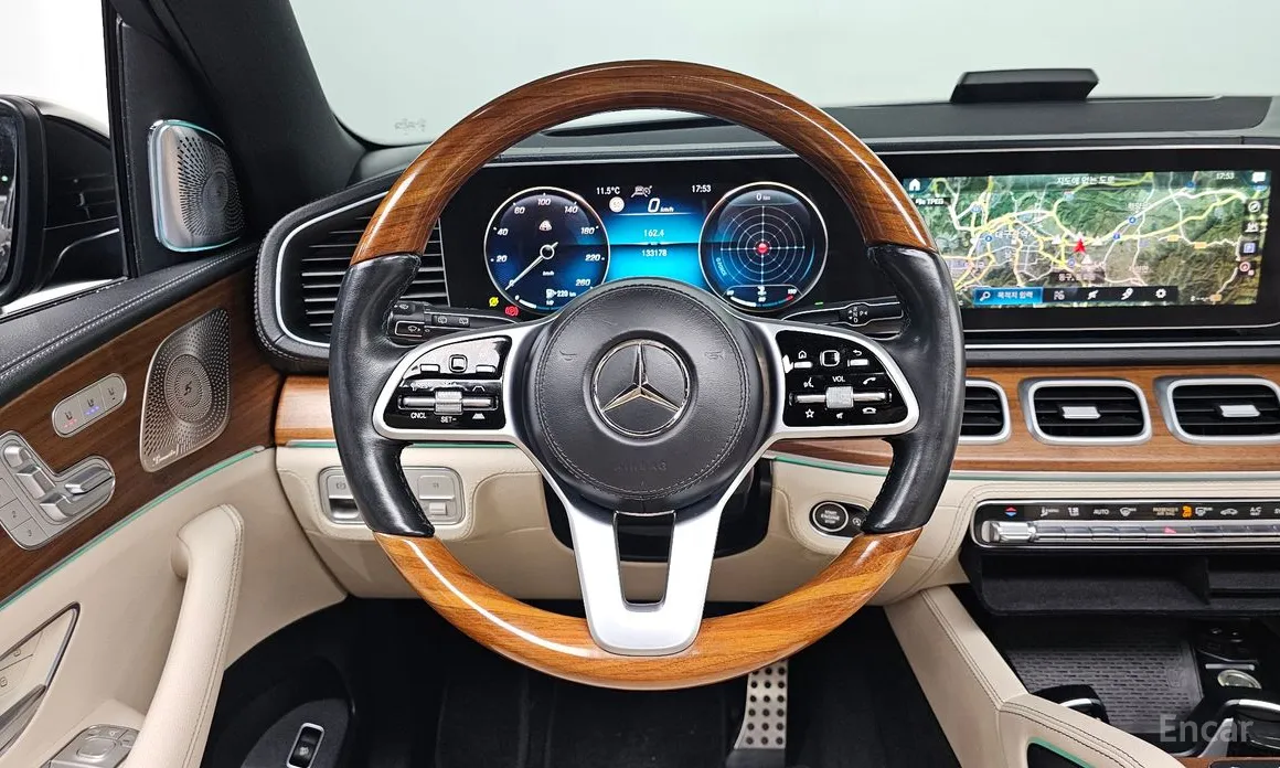 Фото 13 - Mercedes-Benz GLS-Class