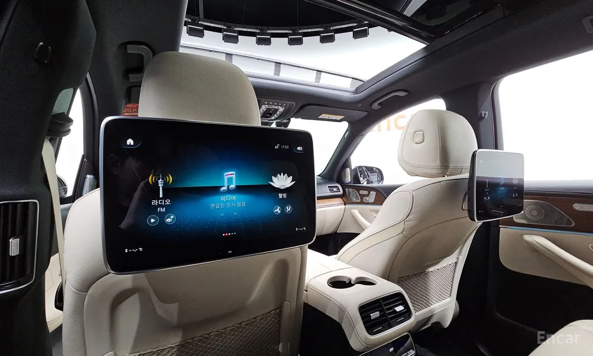 Фото 18 - Mercedes-Benz GLS-Class