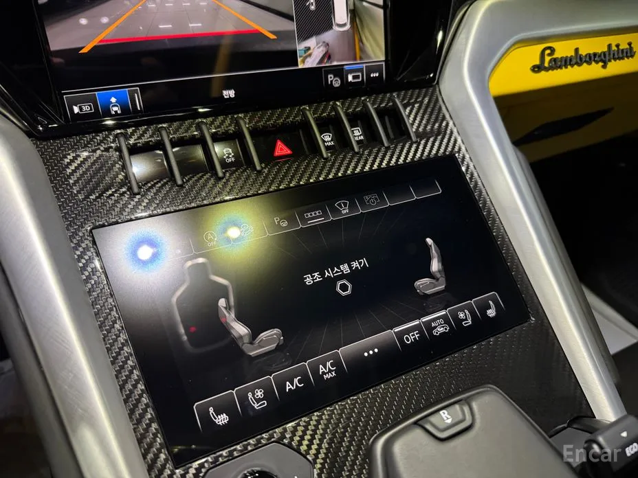 Фото 10 - Lamborghini Urus