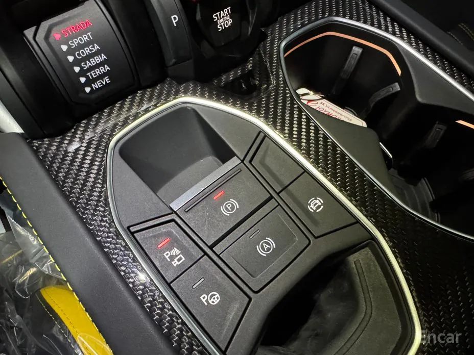 Фото 12 - Lamborghini Urus