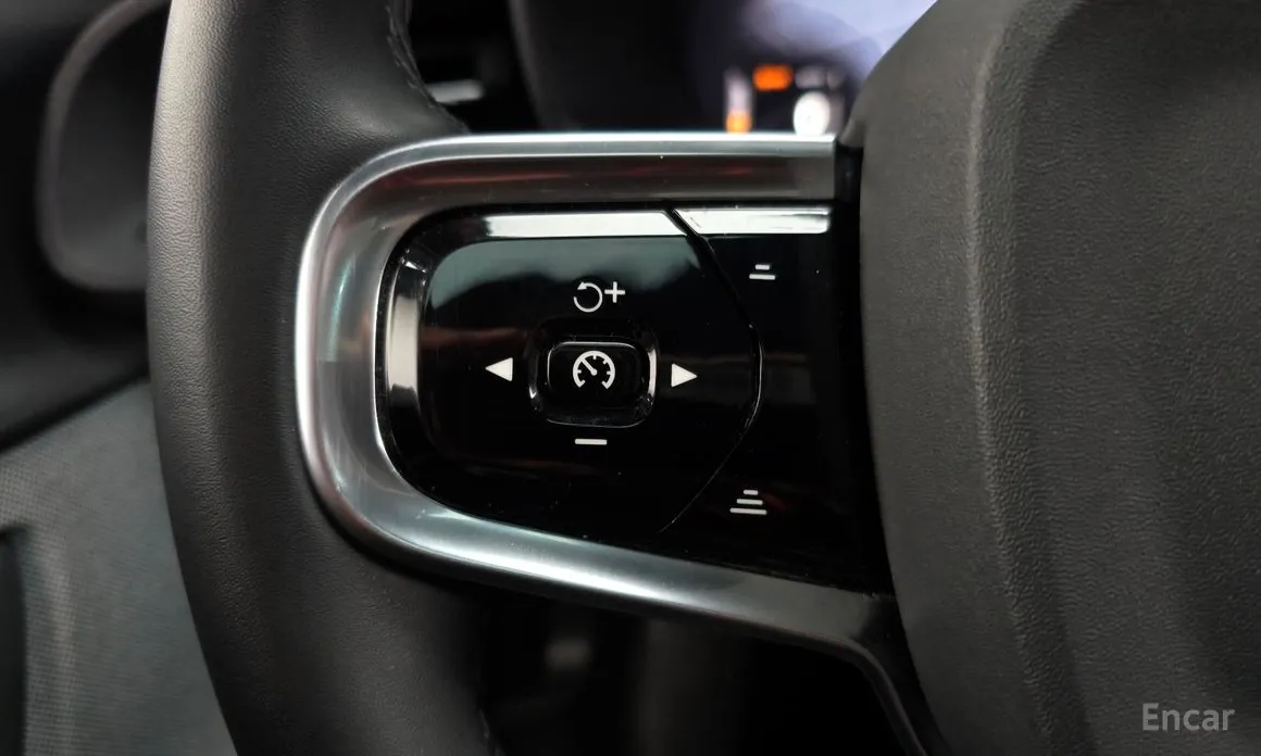 Фото 17 - Polestar 2