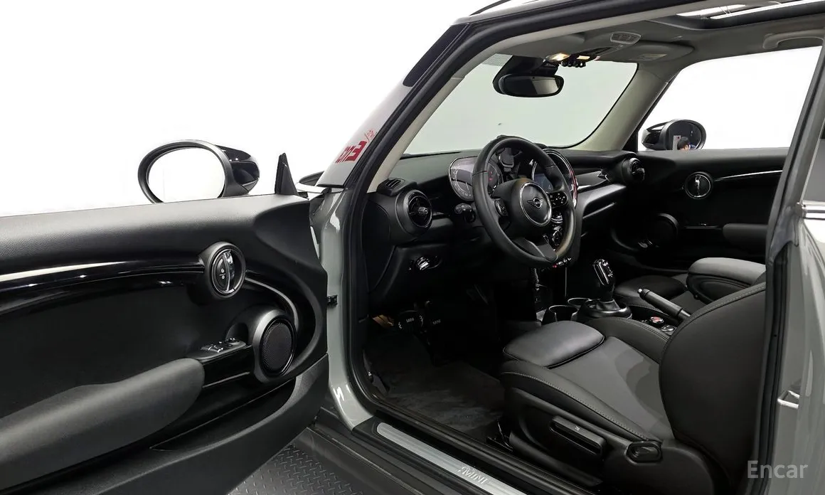 Фото 10 - Mini Cooper