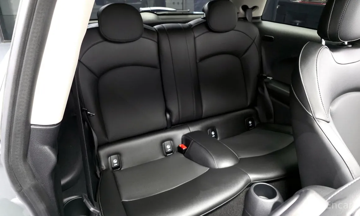 Фото 12 - Mini Cooper