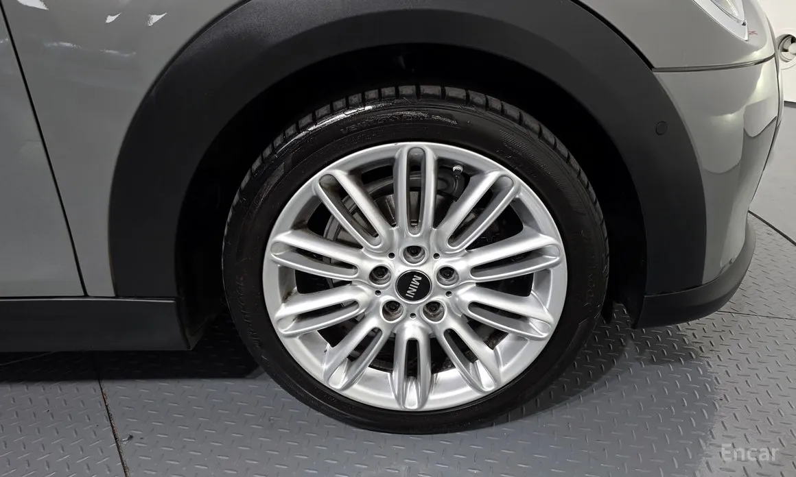 Фото 5 - Mini Cooper