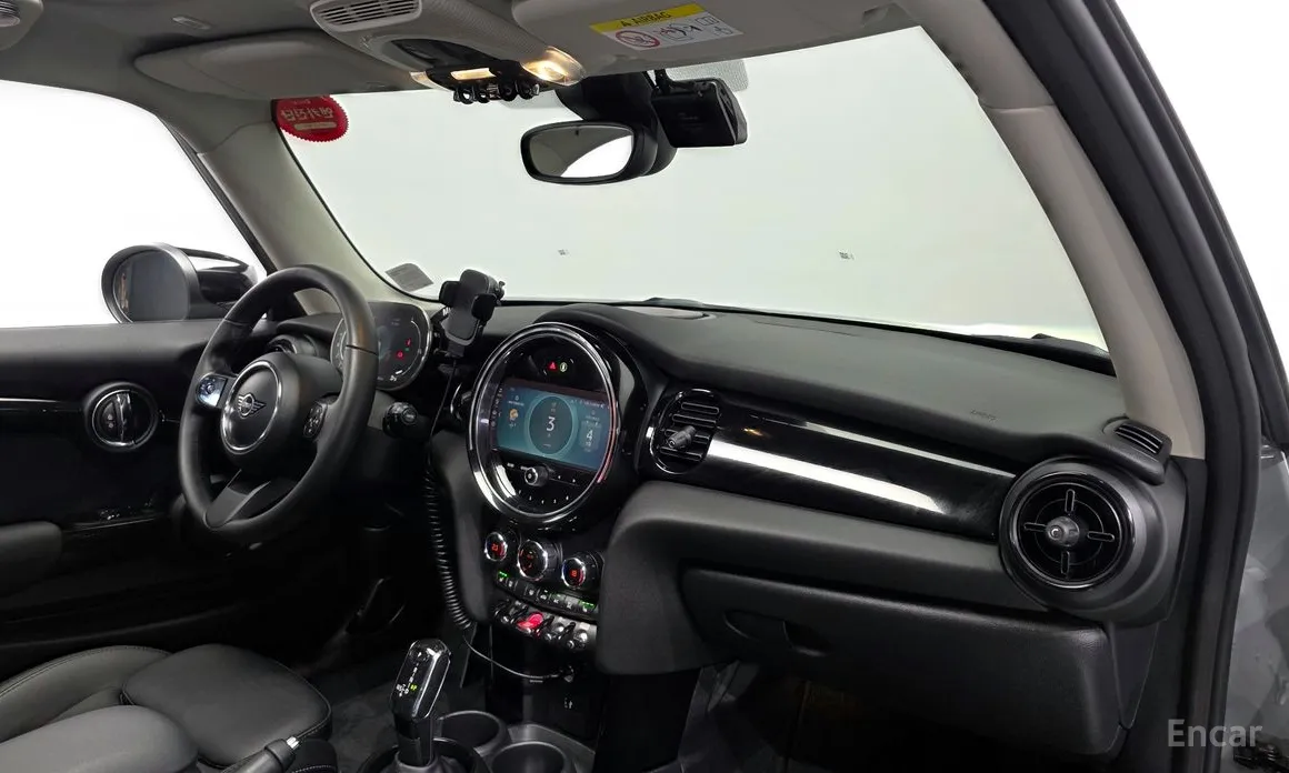 Фото 7 - Mini Cooper