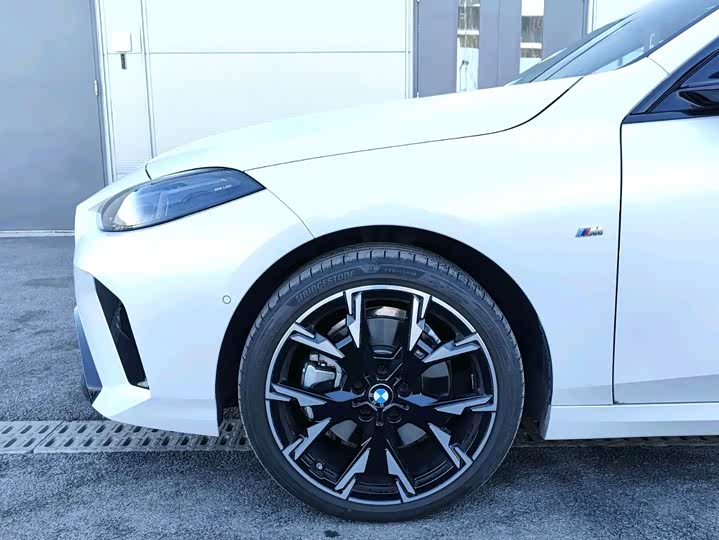 Фото 6 - BMW 2 Series