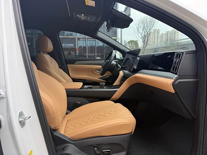 Фото 9 - BYD Song L DM-i Hybrid