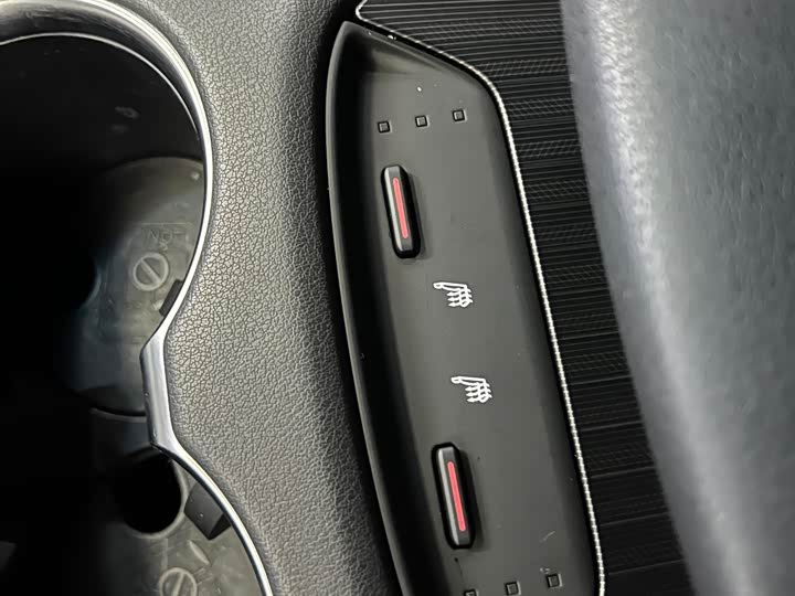 Photo 9 - Toyota Harrier