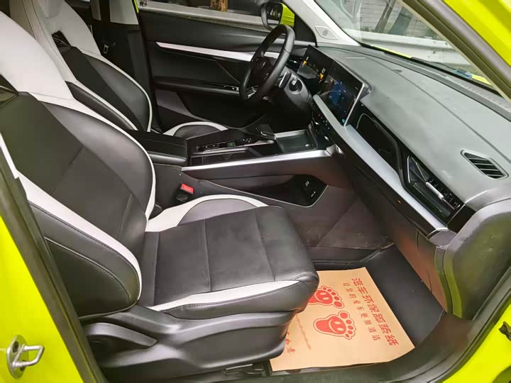 Photo 6 - MG Motor 5 Scorpio