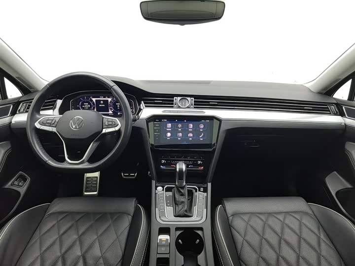 Фото 5 - Volkswagen Magotan GTE Hybrid