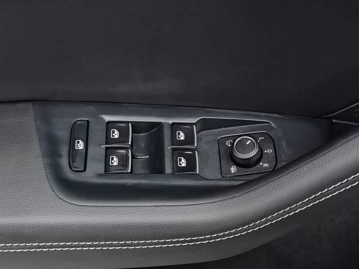 Фото 9 - Volkswagen Magotan GTE Hybrid