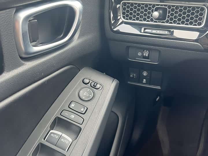 Photo 7 - Honda Integra