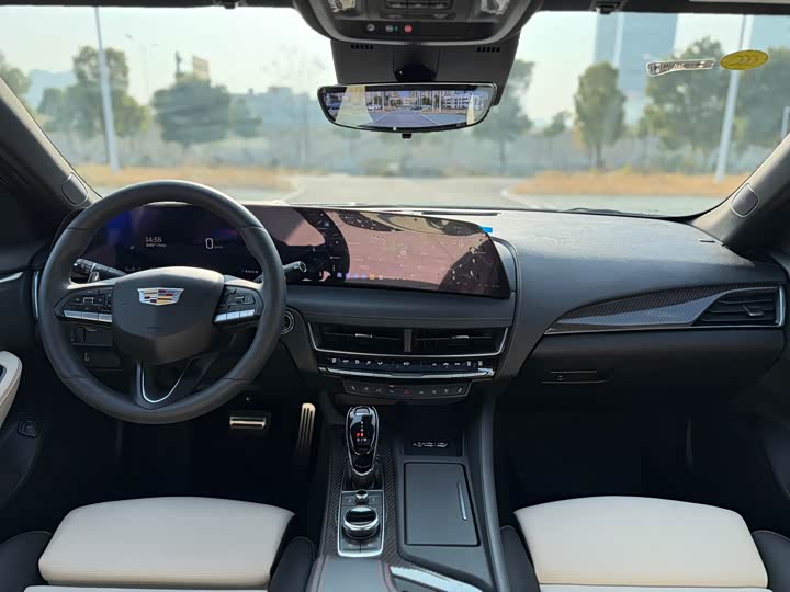 Фото 6 - Cadillac CT5