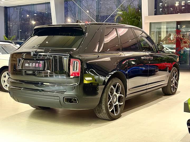 Photo 4 - Rolls-Royce Cullinan
