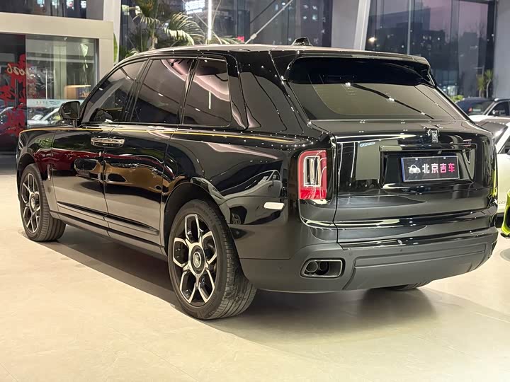 Photo 5 - Rolls-Royce Cullinan