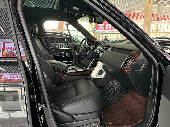 Photo 9 - Land Rover Range Rover