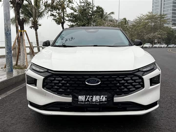 Photo 2 - Ford Mondeo