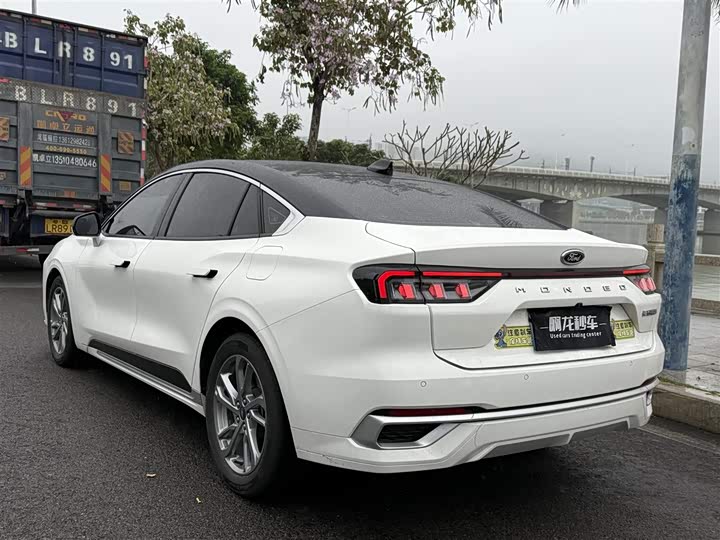 Photo 7 - Ford Mondeo