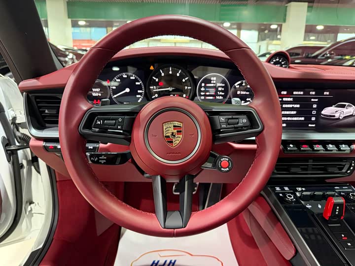 Фото 7 - Porsche 911