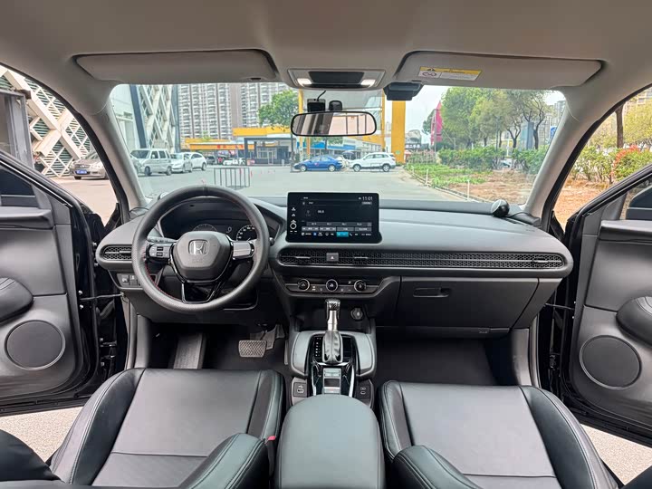 Фото 5 - Honda HR-V