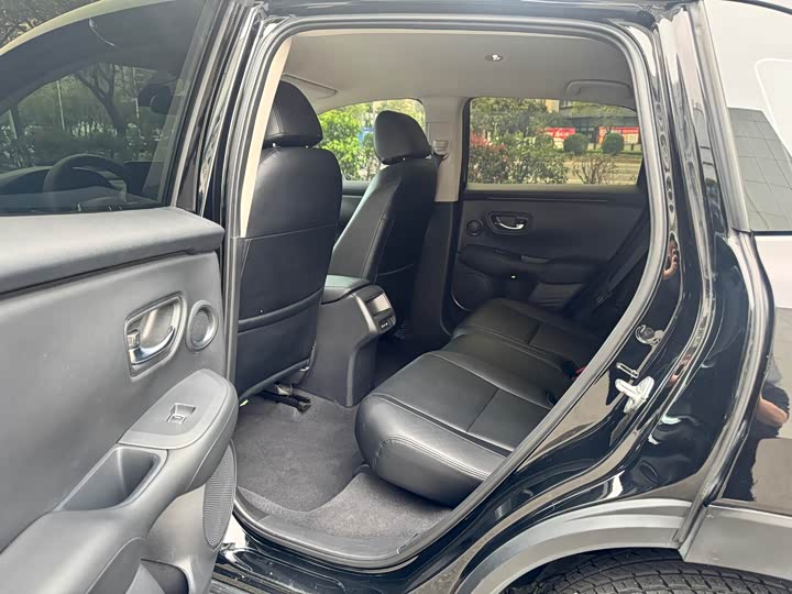 Фото 6 - Honda HR-V