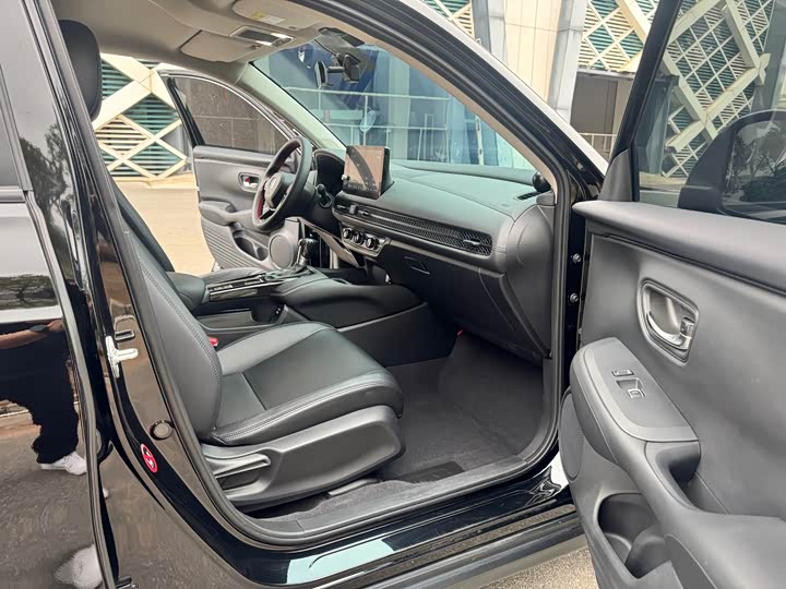 Фото 7 - Honda HR-V