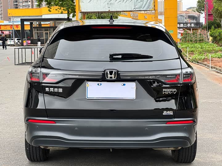 Фото 9 - Honda HR-V