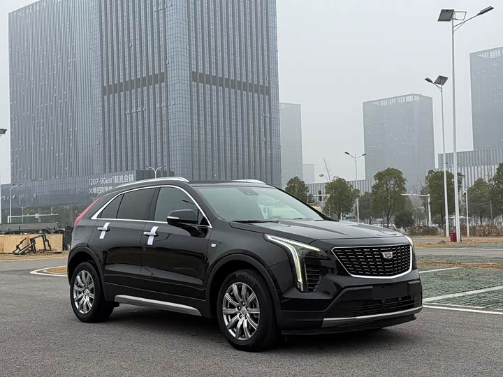 Фото 3 - Cadillac XT4
