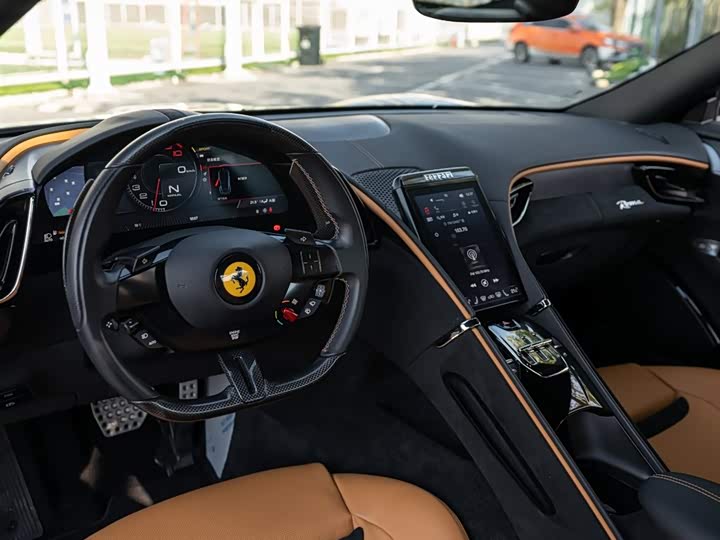 Фото 9 - Ferrari Roma