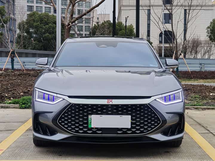 Фото 2 - BYD Han