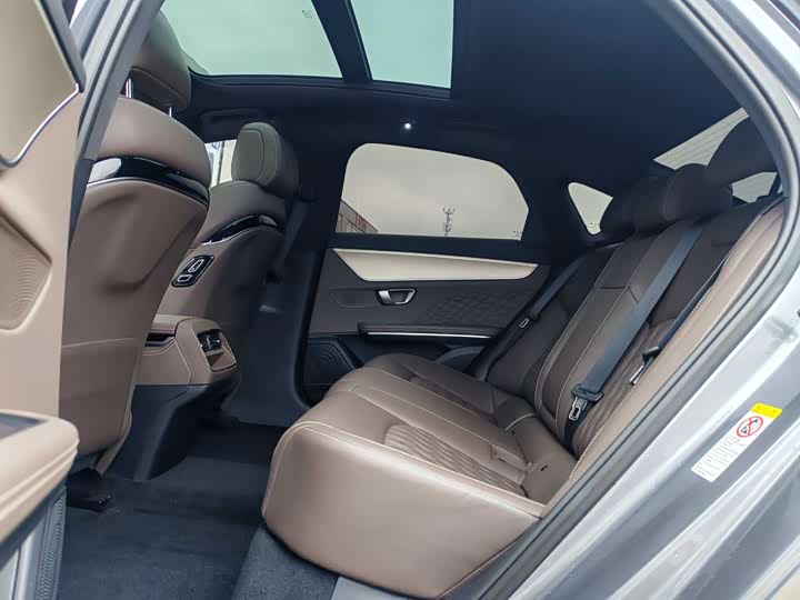 Фото 4 - BYD Han