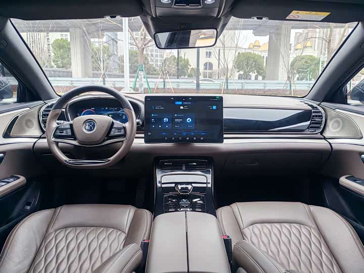 Фото 6 - BYD Han