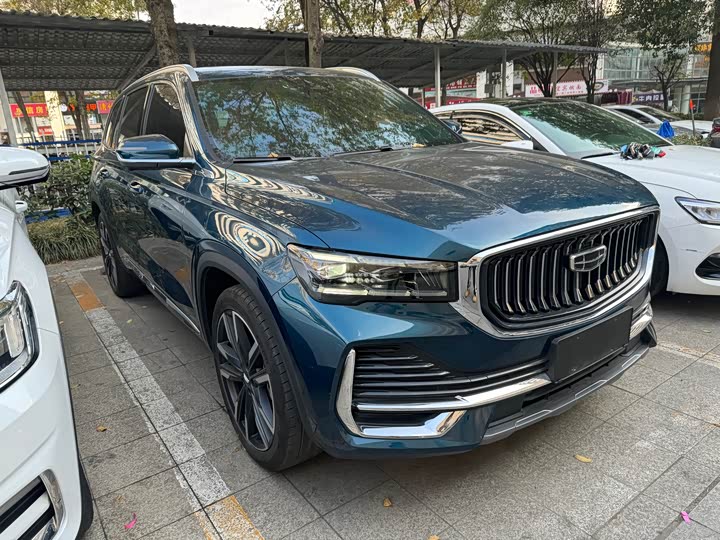 Фото 3 - Geely Monjaro