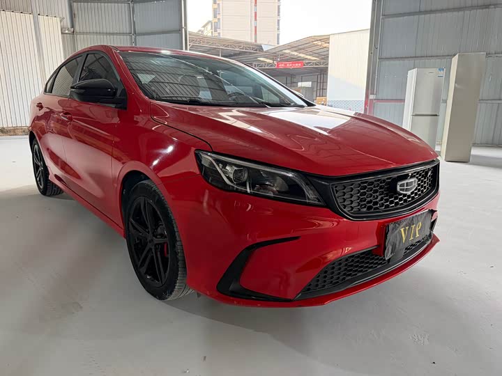 Фото 3 - Geely Coolray