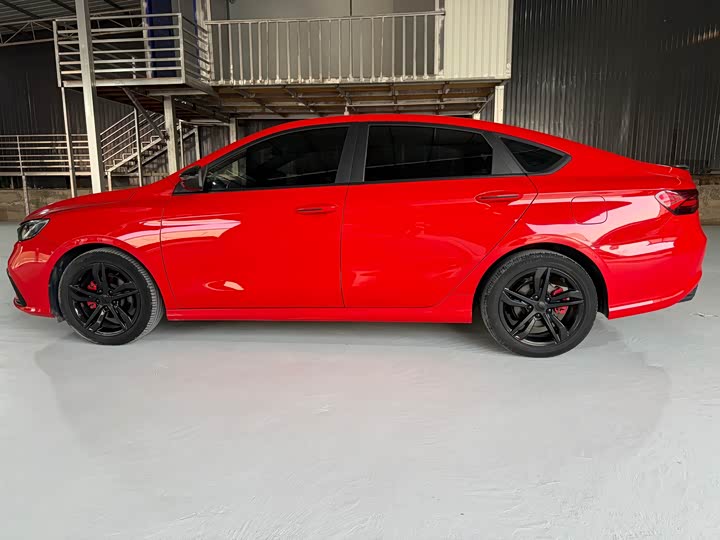 Фото 5 - Geely Coolray