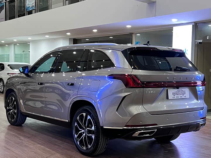 Фото 4 - Roewe RX9