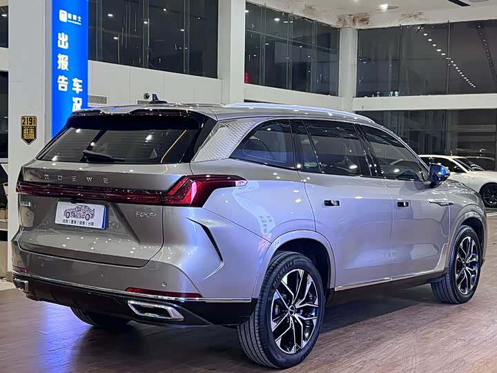 Фото 6 - Roewe RX9