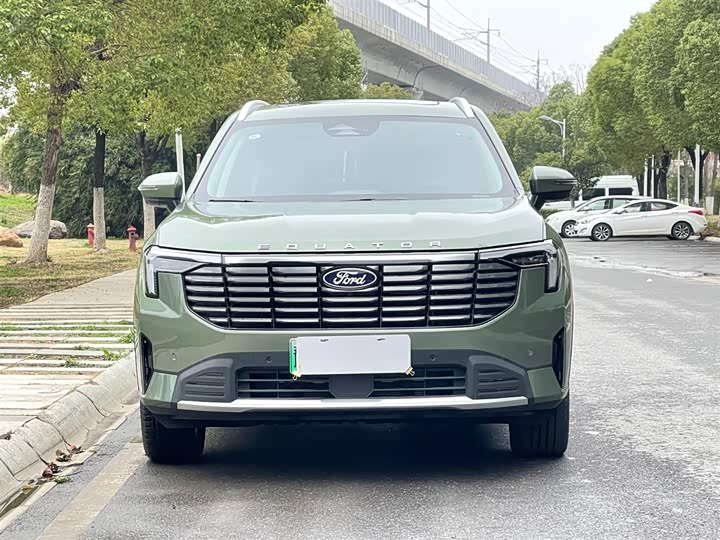 Фото 3 - Ford Equator Hybrid