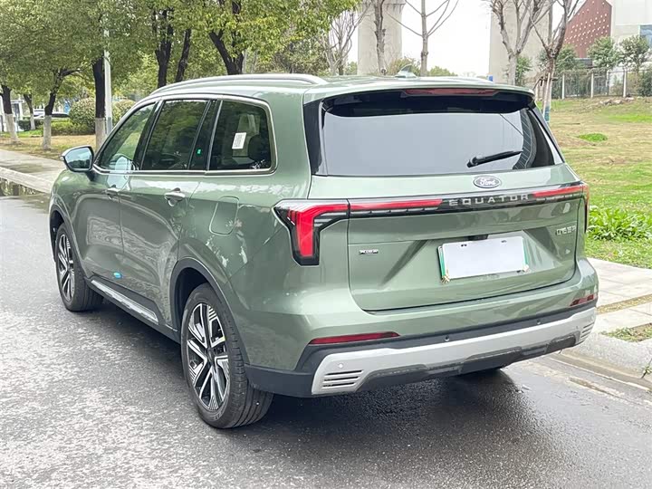 Фото 5 - Ford Equator Hybrid