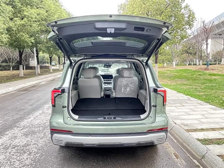 Фото 9 - Ford Equator Hybrid