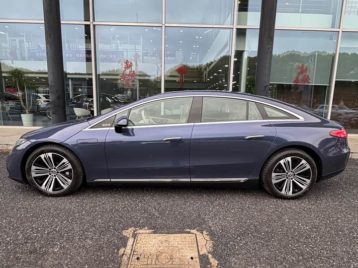 Фото 7 - Mercedes-Benz EQS