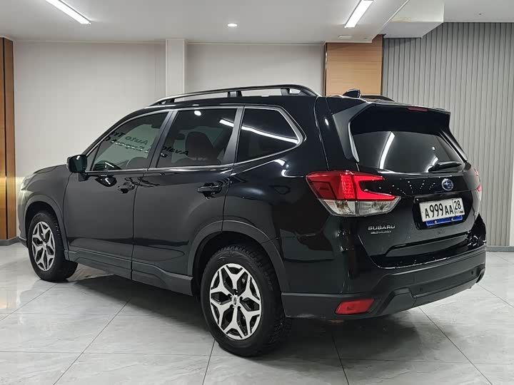 Фото 4 - Subaru Forester