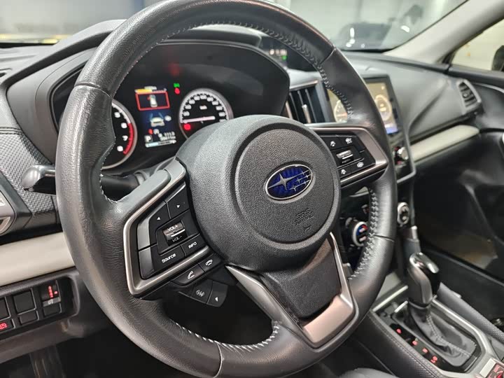 Фото 8 - Subaru Forester