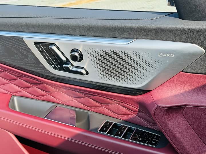 Фото 7 - Cadillac CT6