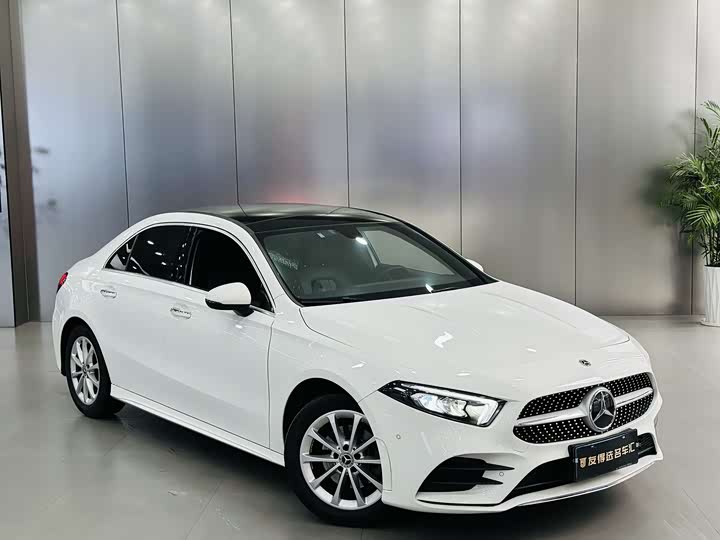 Фото 3 - Mercedes-Benz A-Class