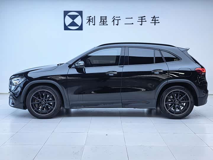 Photo 2 - Mercedes-Benz GLA-Class AMG