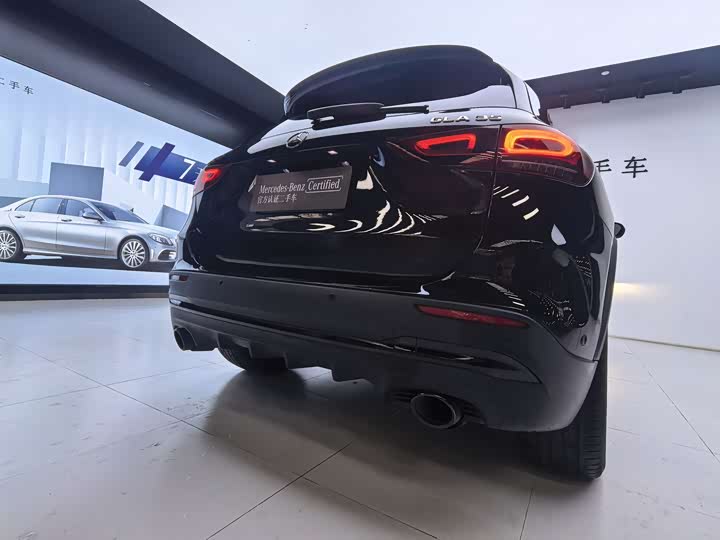 Photo 7 - Mercedes-Benz GLA-Class AMG