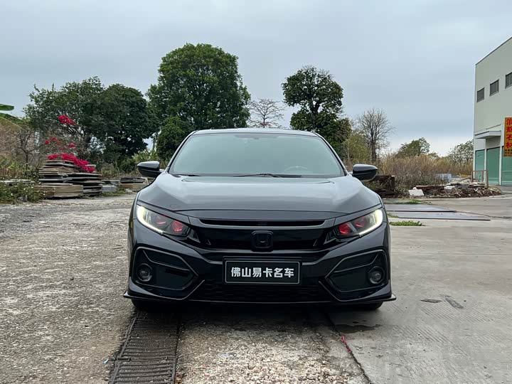 Фото 2 - Honda Civic