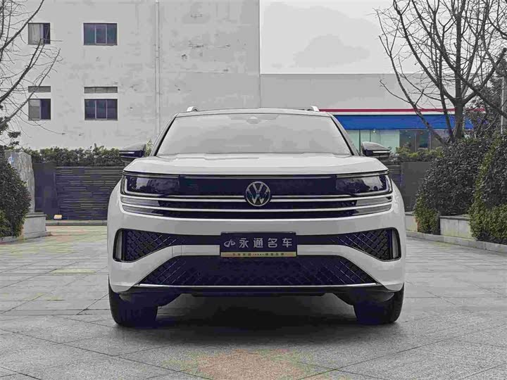 Фото 2 - Volkswagen Tavendor